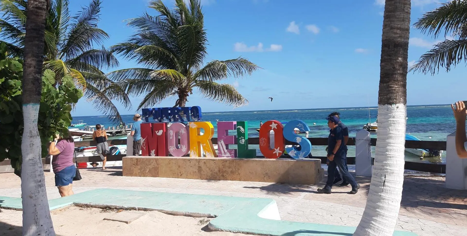 Corte De Los Angeles Puerto Morelos